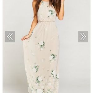 Amanda maxi dress bouquet toss size small